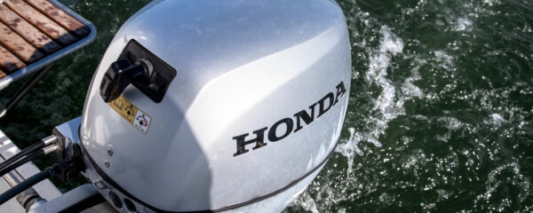 moteur de bateau Honda